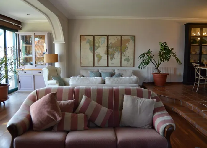 Casa Playa Sinas * ラショ